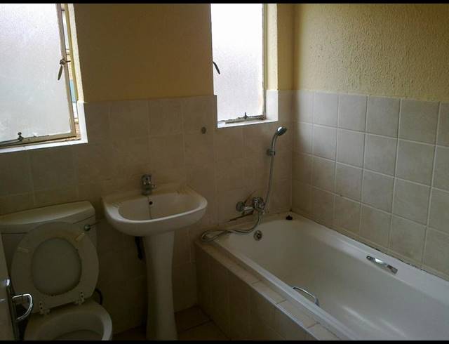 2 BEDROOM PROPERTY TO RENT IN NATURENA